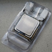 INTEL XEON W3520 2.66GHz/8M/4.80 s.1366