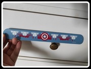 Bransoletka magnetyczka Kapitan Ameryka - gadżet 