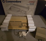 Amiga 500 BOX z zasilaczem 