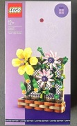 LEGO 40683 Kompozycja kwiatowa na kratce