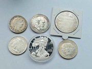 Zestaw przedmiotow z kolekcji zbieracza