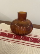 Dwa piękne ozdobne wazony.