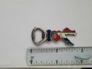 Magnes na lodówkę - 853f. CHORWACJA Otwieracz MAPA 