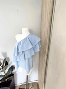 Stylowa bluzka damska na jedno ramię z falbaną, niebieska, r. Uniwersalny