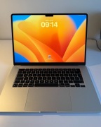 Apple Macbook Air 15" m2 8gb ram 256 ssd silver
