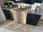 Komoda z czarne szkło