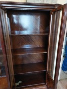 Witryna  stoliki  marmurowy