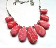 Rodonit naturalny, ekskluzywna kolia, piękny naszyjnik