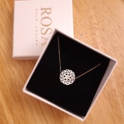 Rosa Gold Chains złota bransoletka masa perłowa