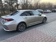 Toyota Corolla Executive 1.8 hybryda 