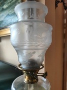 Duży klosz do lampy naftowej - przełom XIX/XXw.