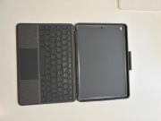 Etui z klawiaturą Logitech Combo Touch dla iPad 7, 8 i 9 generacji