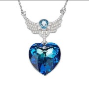 Naszyjnik z niebieskimi sercem
