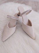 Beżowe buty sandały czółenka 