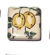 Gałka Meblowa dziecięca ceramiczna z grafiką CYTRYNA kwadrat 33 mm BIAŁY