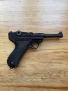 Pistolet Parabellum (replika)