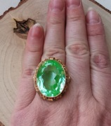 Ogromny cudowny złoty pierścionek Warmet autorski z zielonym kamieniem 