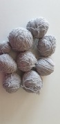 Wełna, włóczka. 552g w kolorze stalowym