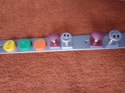 Listwa magnetyczna na notatki, zdjęcia, klucze o długości 55 cm z magnesami