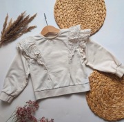 Bluza z falbankami 98 koronkowymi falbanki beżowa ecru elegancka falbany 