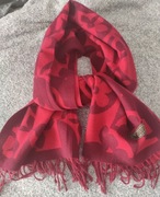 Przepiękny szal z dodatkiem wełny 