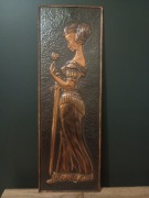 Kultowa Metaloplastyka PRL / ZSRR – „Greczynka” – Czekanka Vintage
