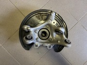 Piasta zwrotnica cle w236 a236 prawy tył 4 matic 