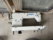 Maszyny do szycia, stoły