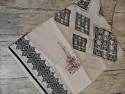 Sprzedam obrus/tkaninę obrusową plamoodporną.