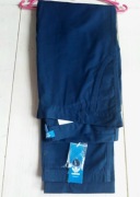 Chinosy Adidas 