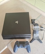 PlayStation 4 Pro CUH 7216B