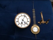 Mechanizm zegara z XIX wieku. Chodzik.