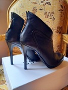 Conhpol botki na szpilce ze złotym zamkiem skóra naturalna premium r. 35 