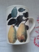 Kubek,garnuszek z motywem owocowym.Dwie gruszki.