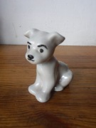 Figurka porcelanowa piesek siedzący ZOBACZ 