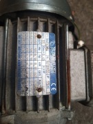 motoreduktor zasilanie 220/380 V 