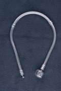Pandora Bransoletka srebro próby 925 590702HV