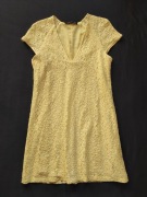 136_Zara Woman_żółta koronkowa sukienka_M