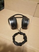 SONY Słuchawki czarne ( sprawne , ładny stan )