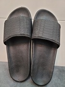 Czarne klapki 39 / 40 nowe 