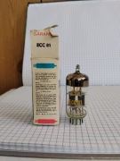 Lampa elektronowa ECC81 RFT(F329)