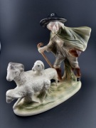 Porcelanowa figura pasterz z owcami – SITZENDORF, Niemcy, sygnowana