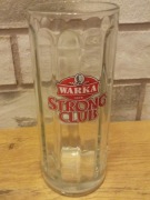 Szklany kufel do piwa marki Warka Strong Club