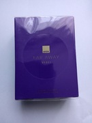 Far Away Rebel dla Niej