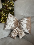 Poduszka kokarda w kolorze szampańskim  