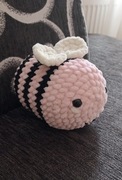 Pszczółka różowa - Amigurumi