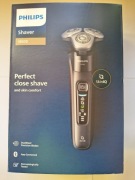 Philips i9000 - Golarka elektryczna na mokro i na sucho