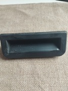 Klamka klapy bagażnika 6V0827566  VW Skoda Audi 