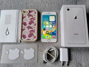 iPhone 8 64GB Silver - bateria 100% - bez blokad + akcesoria