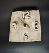 Zegar wiszący z kamienia